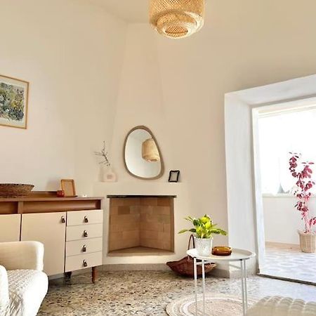 Casetta Bianca Con Giardino Posada  Εξωτερικό φωτογραφία