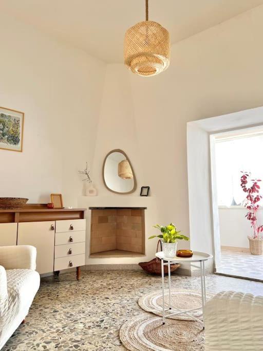 Casetta Bianca Con Giardino Posada  Εξωτερικό φωτογραφία