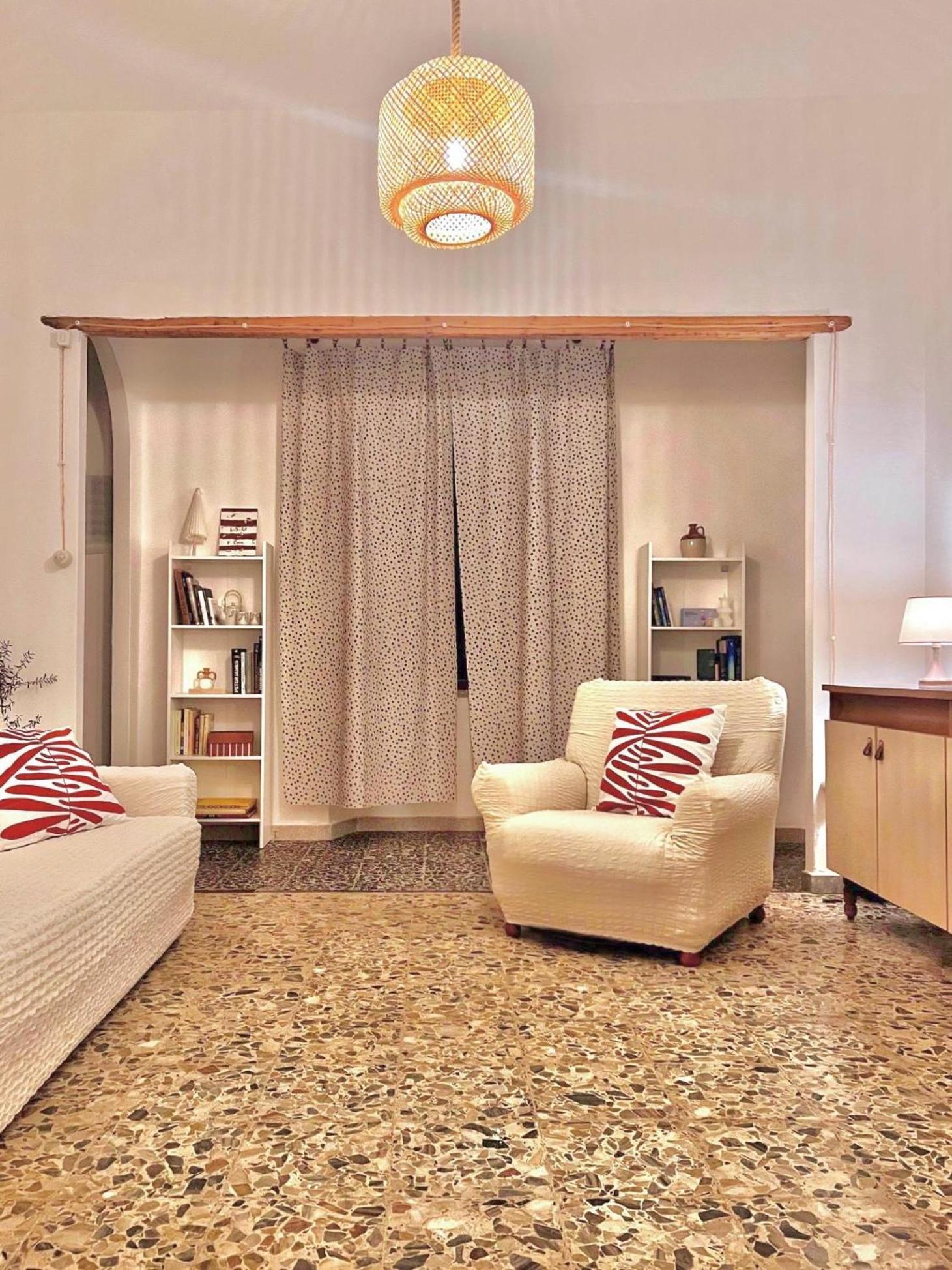 Casetta Bianca Con Giardino Posada  Εξωτερικό φωτογραφία